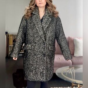 Abercrombie & Fitch Black and White Heavy Double Breasted Coat Long